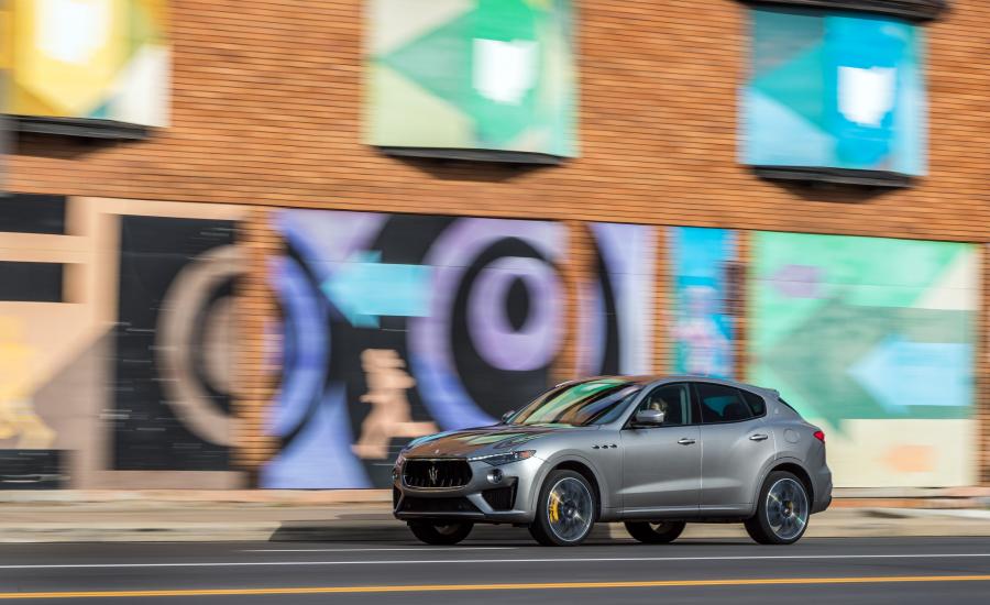  Maserati Levante GTS 2018 года  (NA) (фото 34 из 40)